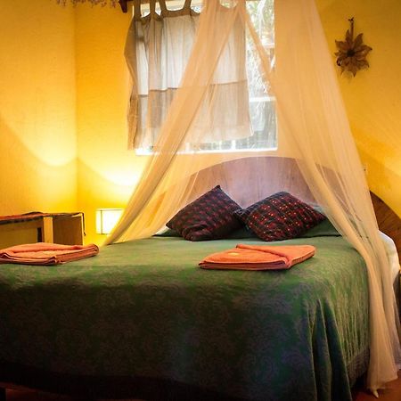 Hotel Y Restaurante La Casa Rosa Санта Круз Ла Лагуна Екстериор снимка