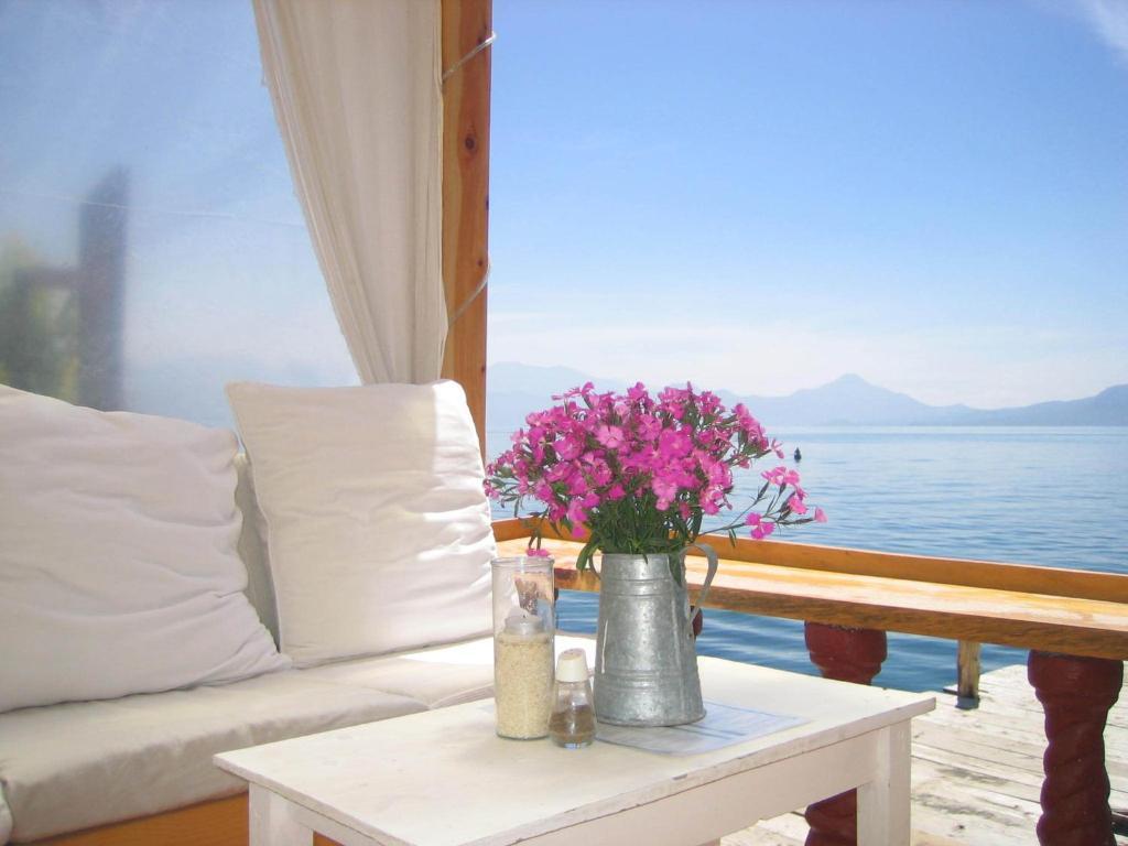 Hotel Y Restaurante La Casa Rosa Санта Круз Ла Лагуна Екстериор снимка